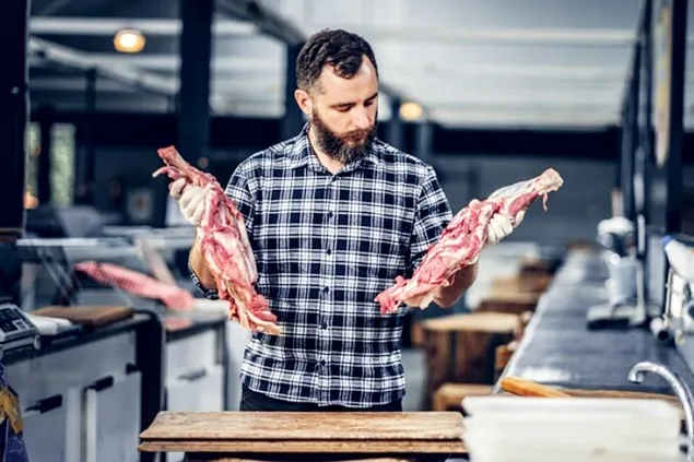 INS: Animal slaughter and meat production in December and 2023