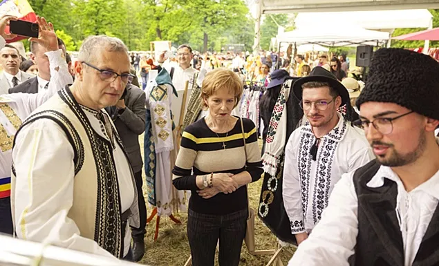 Festivalul „Suflet de România” organizat de Profi pe Domeniul Regal de la Săvârșin