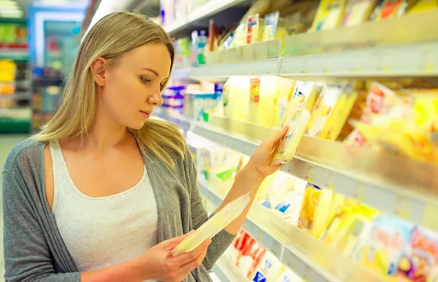 Studiu: Ce informații de pe etichetă și ce trăsături ale produsului determină achiziționarea de lactate?