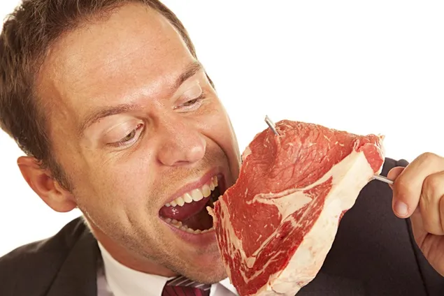 Ultima fiță: “Dieta carnivoră”