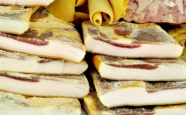 Consumatorii încep să refuze alimentele și băuturile fără grăsimi