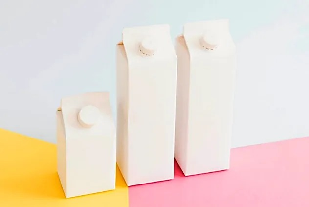 Cutii de carton din polimer reciclat conceput împreună de Tetra Pak și Lactalis