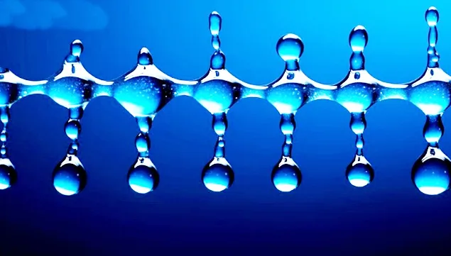 How can magnesium help reduce the effects of heat stress in dairy cattle?