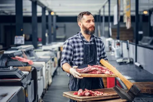 Abatoarele mobile – soluția modernă care poate revoluționa industria cărnii în România