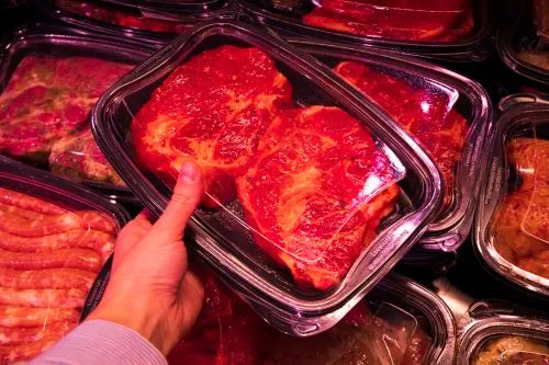 Importurile de carne în 2026: dependență structurală și presiune pe preț